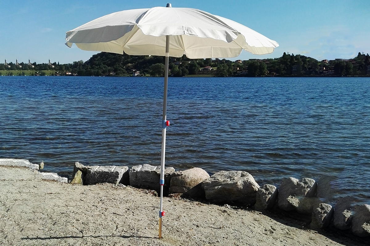 Supporto per ombrelloni spiaggia