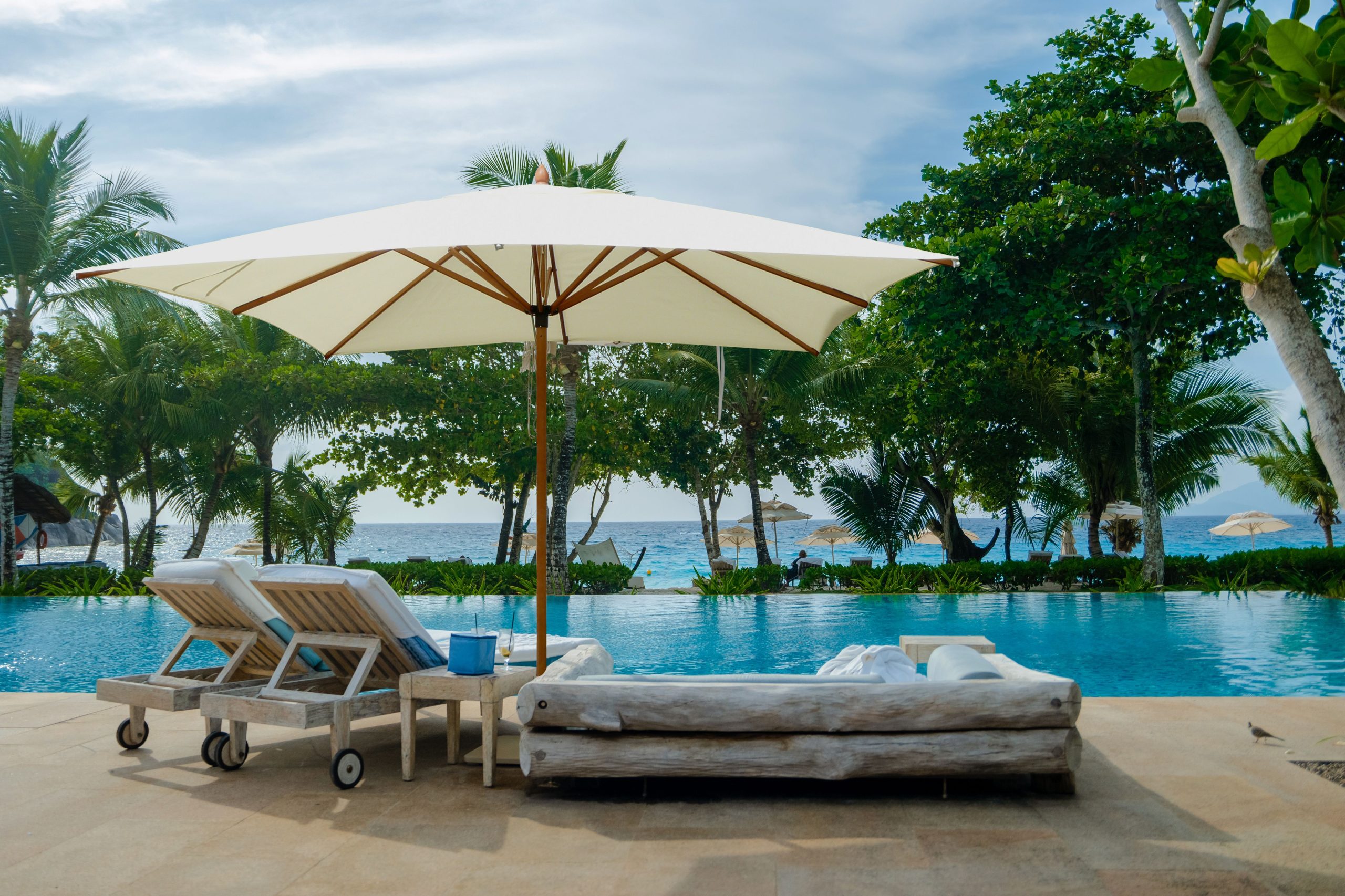 FM3030W PISCINA